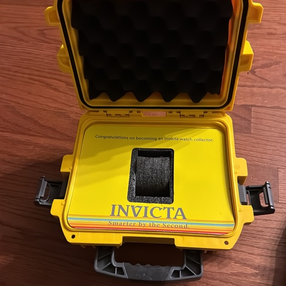 Invicta Yellow Storage Box - Picture 3 of 3